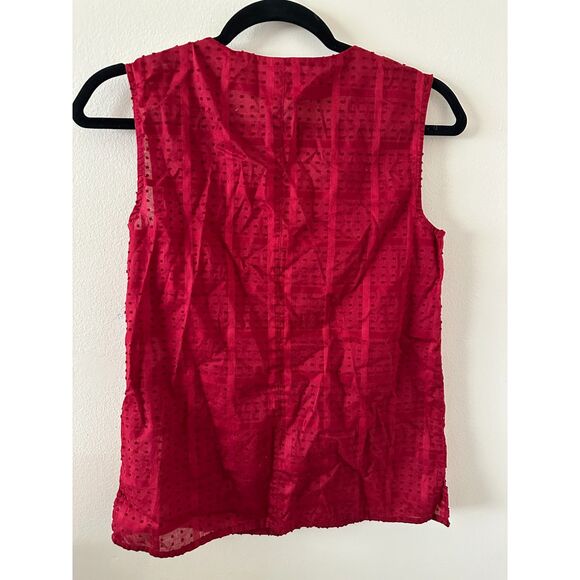 J.Crew Crimson Sleeveless textured swiss dot top Size 0 VGUC - Picture 2 of 6
